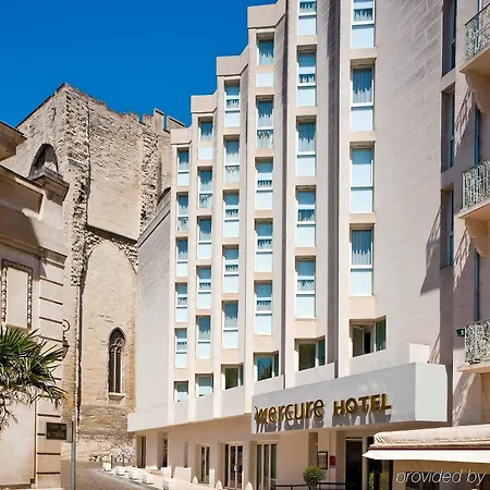 Mercure Centre Palais Des Papes Hotel 4*