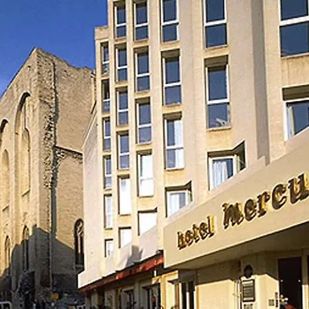 Mercure Centre Palais Des Papes 4*